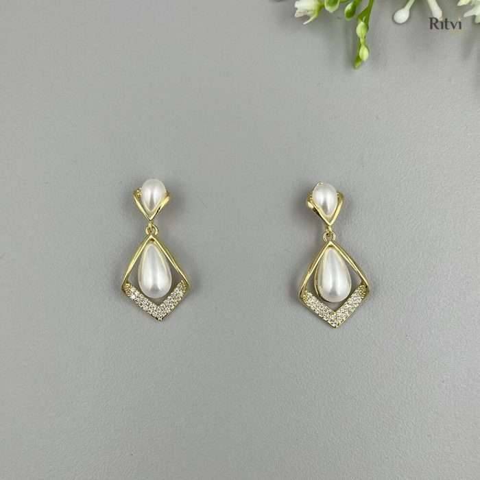 Ritvi jewels Pearly Fashion Earrings