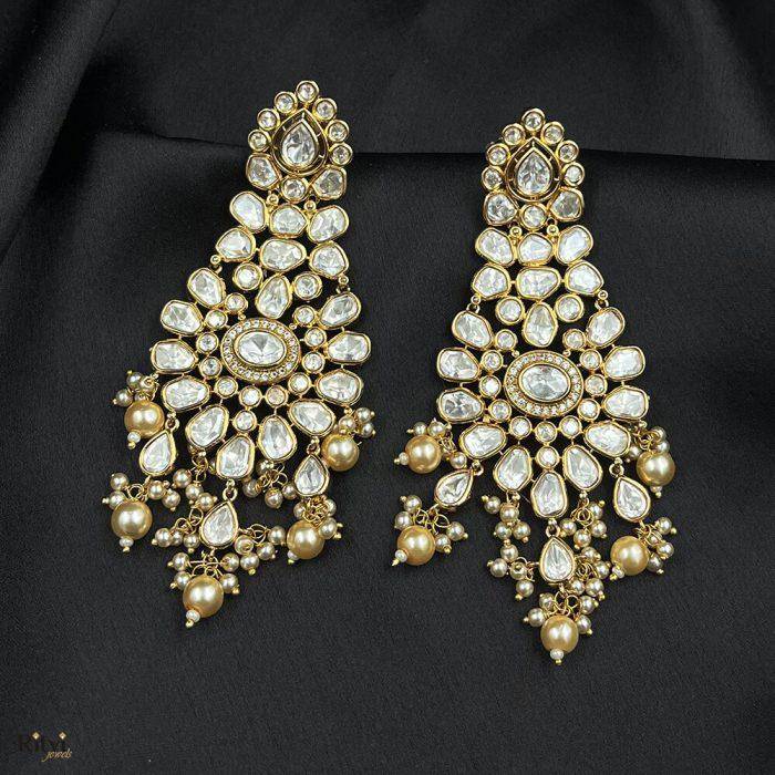 Ritvi Bhavya Kundan Long Earrings 