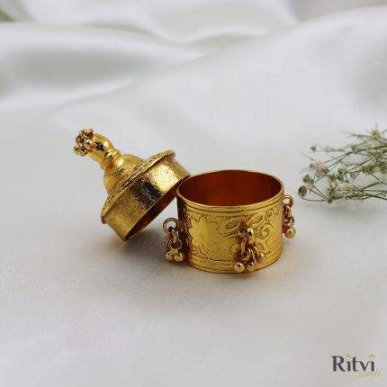 Ritvi Vibhuti Gold Sindoor Box