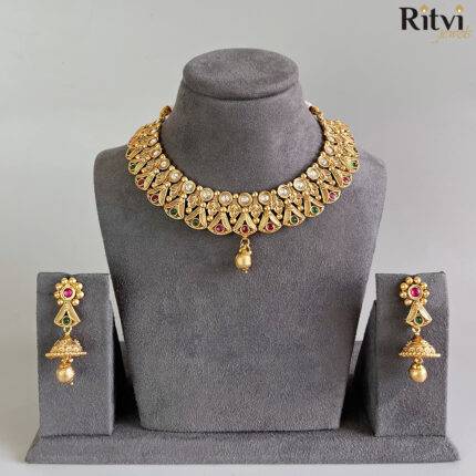 Ritvi Jeeya Rajwada Gold Necklace Set