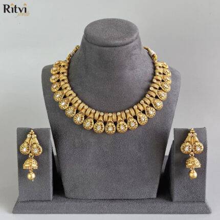 Ritvi Ruhani Rajwada Gold Necklace Set