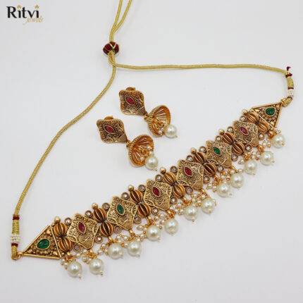 Ritvi Sabarmati Rajwada Gold Choker Set