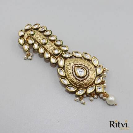 ritvi-rahil-gold-finished-pearl-kundan-kalgi (2)