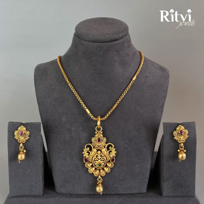 Ritvi Ayushree Ruby Gold Polish Pendant Set