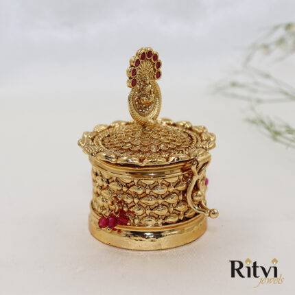 Hiral Temple Gold Sindoor Dabi Ruby
