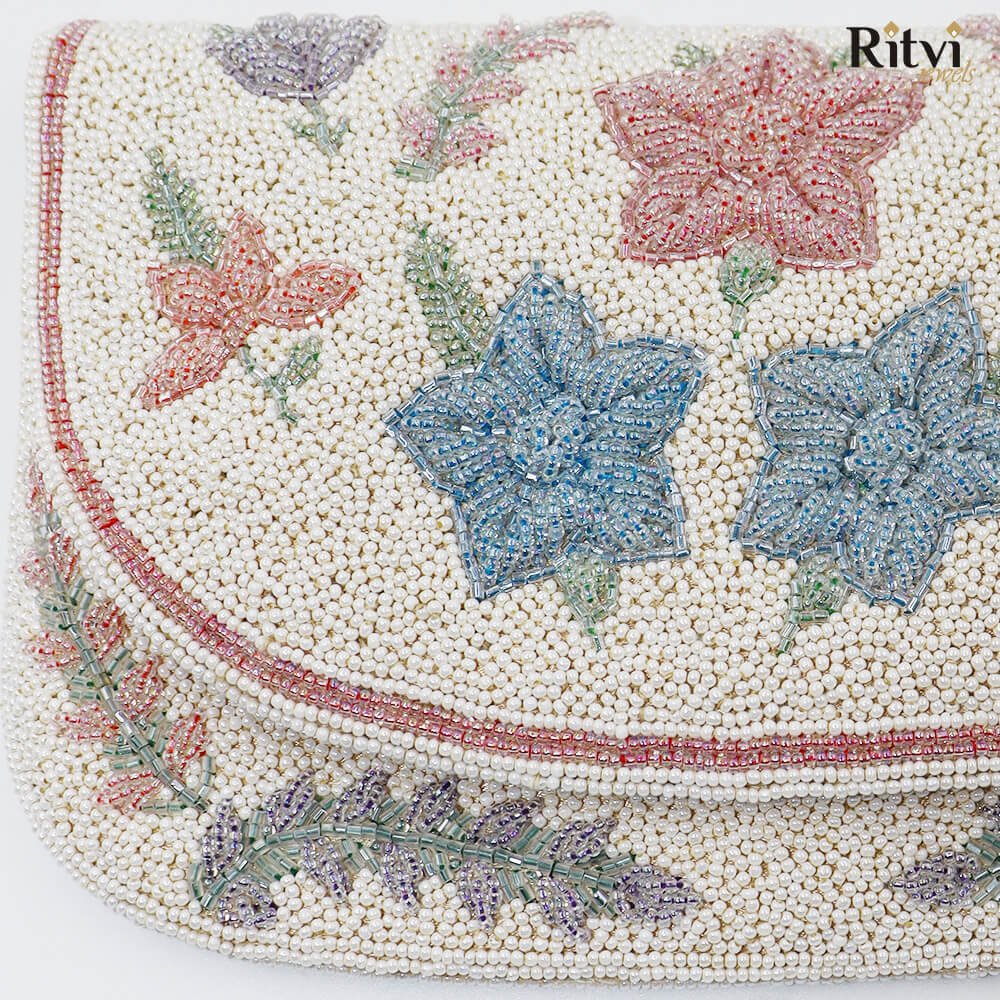 Ruma Handmade Japanese Beads Clutch