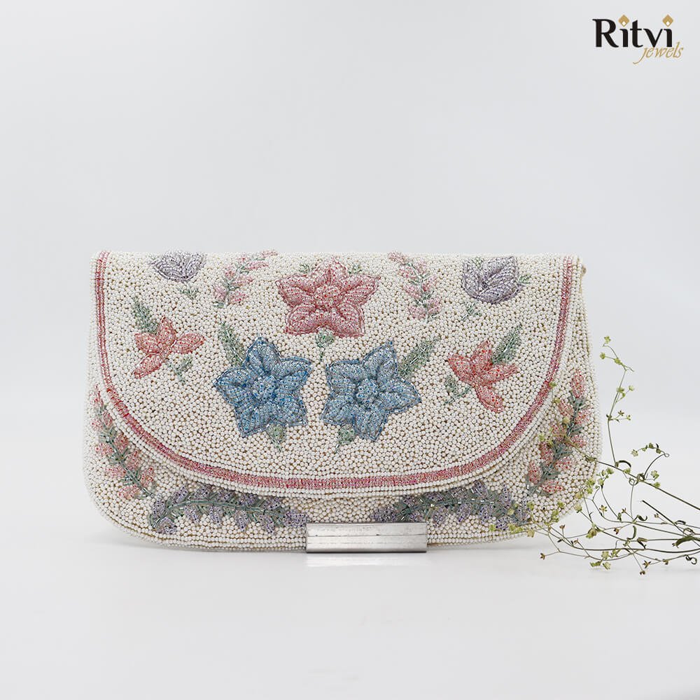 Ruma Handmade Japanese Beads Clutch