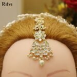 Ritvi Divya Kundan Maang Tikka - Image 3