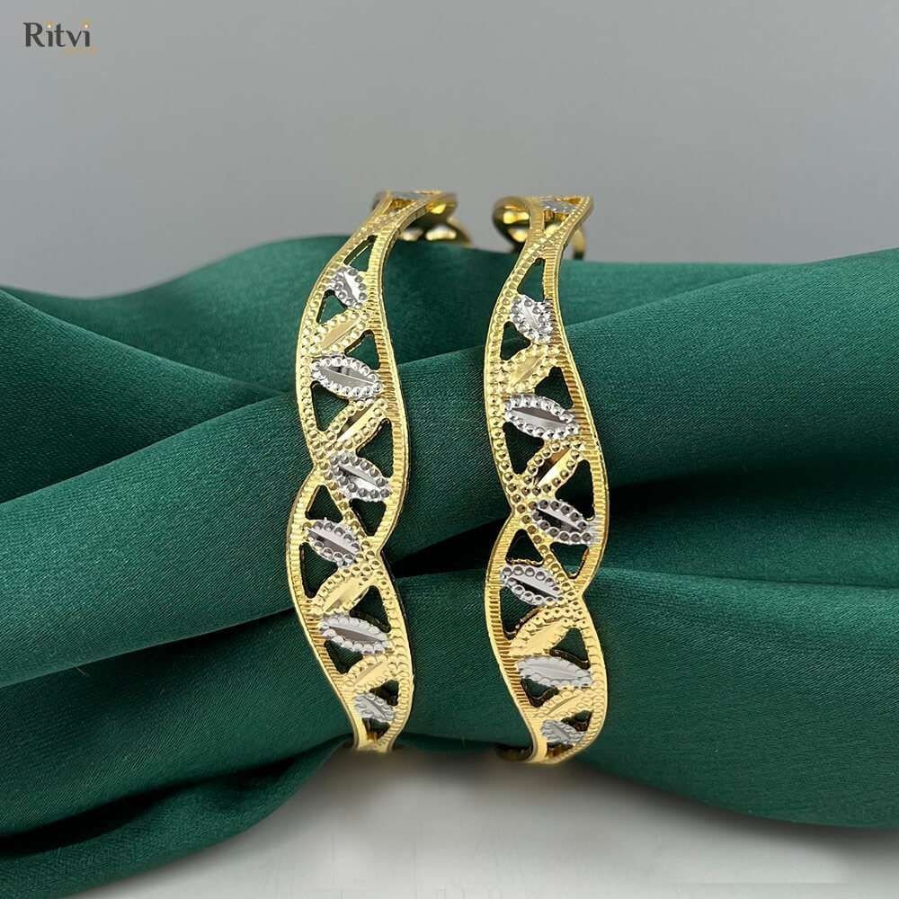 Ritvi-Gold-Bangle-R50.jpg Ritvi Gold Bangles (R50) - Image 1