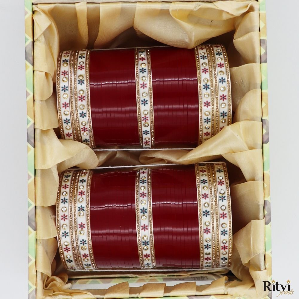 Ritvi-Riar-Bridal-Chura-1881-1-1.jpg Ritvi Riar Bridal Chura 1881 - Image 1