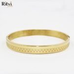 Steve Memoir Chess Design Gold Men Band Bracelet - Image 3