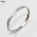 Tisha Diamond Shape Pattern Band Bracelet For Women - Image 2