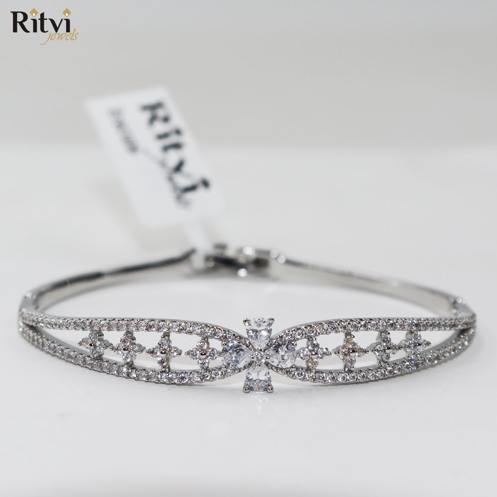 reva-zircon-1.jpg Reva Zircon Bracelet - Image 1